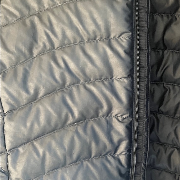 Patagonia Puffer Jacket - Picture 10 of 13
